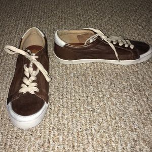 New Soft Brown Leather Frye Sneakers